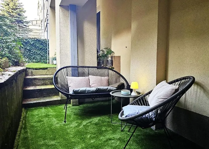 Apartament 102
