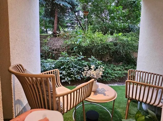 Apartament 102
